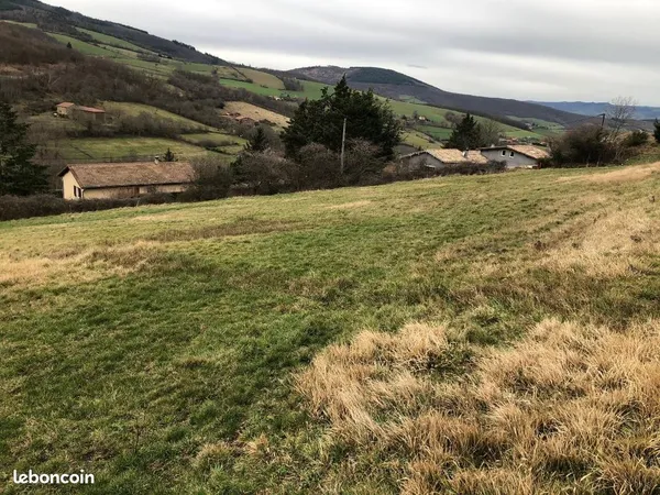 Terrain constructible Pavezin 823 m²