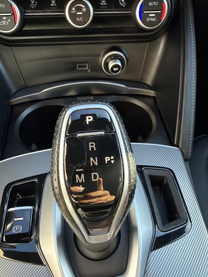 Alfa Romeo Stelvio 2.2 190 ch Q4 AT8 — photo 31