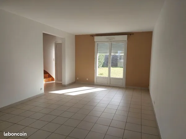 Maison à louer entr Mazé et Beaufort-en-Vallée