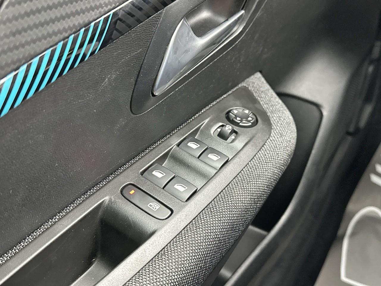Peugeot 208 puretech 75 s&s bvm5 style — photo 16