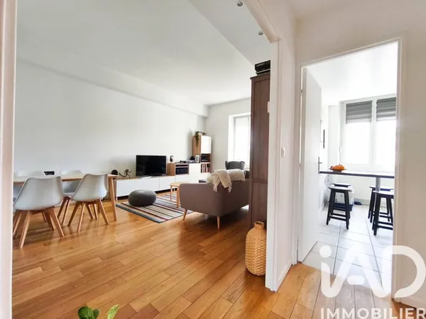 Appartement 4 pièces 94 m²