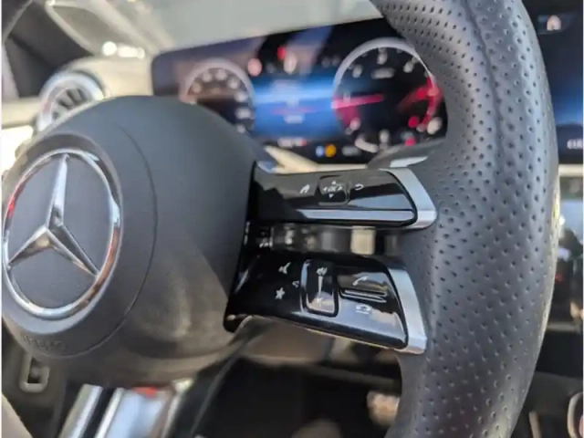 Mercedes Cla 220 d — photo 13