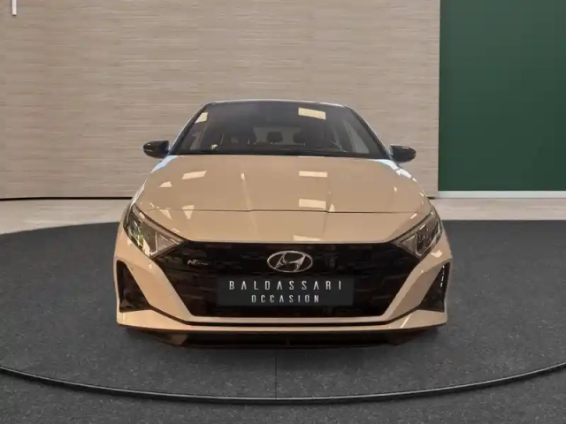 Hyundai I20 1.0 t-gdi 100 dct-7 hybrid 48v — photo 8