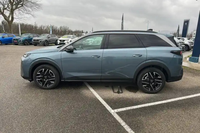 Peugeot 5008 hybrid 145 ch e-dcs6 — photo 69