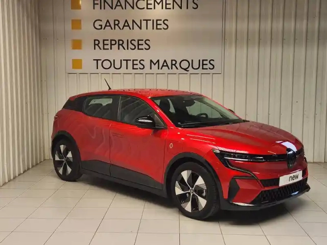 Renault Megane e-tech ev60 220 ch super charge — photo 14