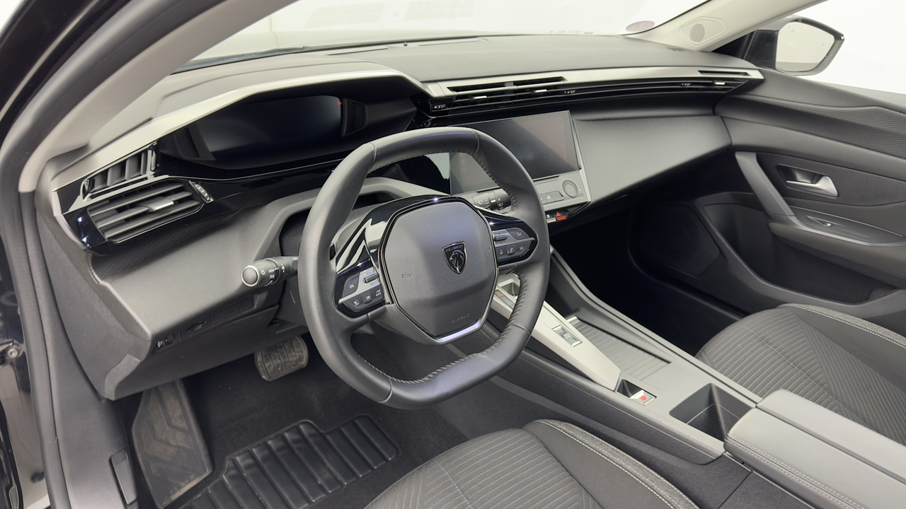 Peugeot 308 PureTech 130ch S&amp;S EAT8 — photo 16