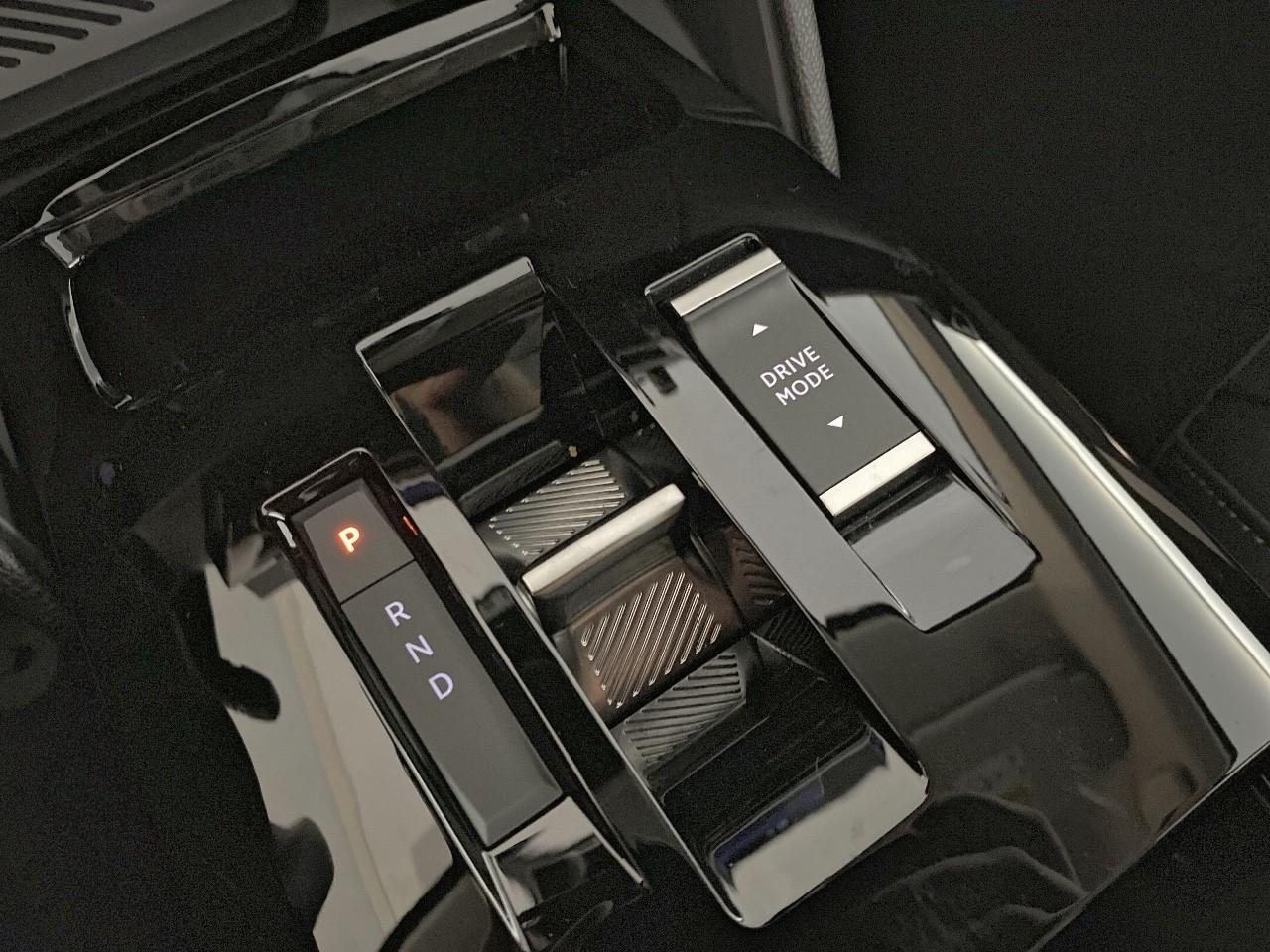 Citroën C4 hybride 145 ch e-dcs6 max — photo 15