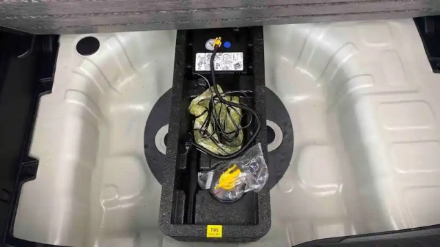 Kia Stonic 1.0 t-gdi 100 ch bvm6 — photo 11