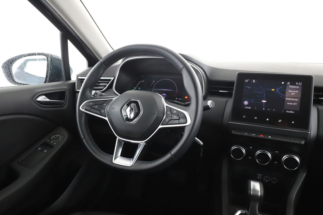 Renault Clio 1.6 E-Tech Zen — photo 12