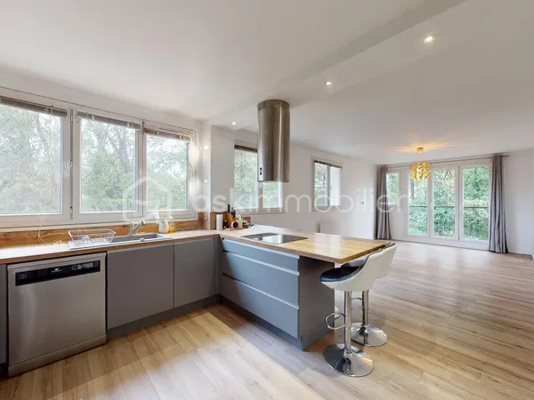 Appartement 5 pièces 83 m²