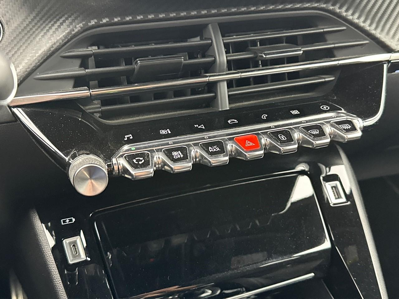 Peugeot 2008 electrique 136 ch gt pack — photo 27