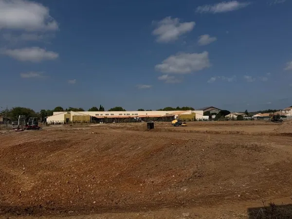 Terrain 219 m²