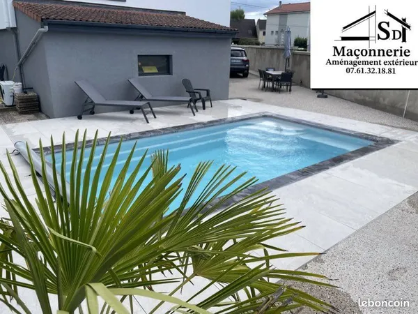Maison familiale 130 m² avec piscine chauffée sur terrain de 750 m²