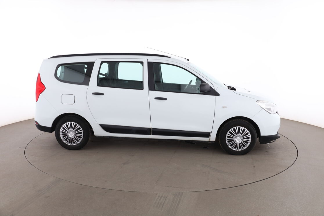 Dacia Lodgy 1.2 TCe Silver Line — photo 6