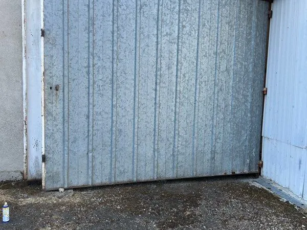 Local 150m2 stockage