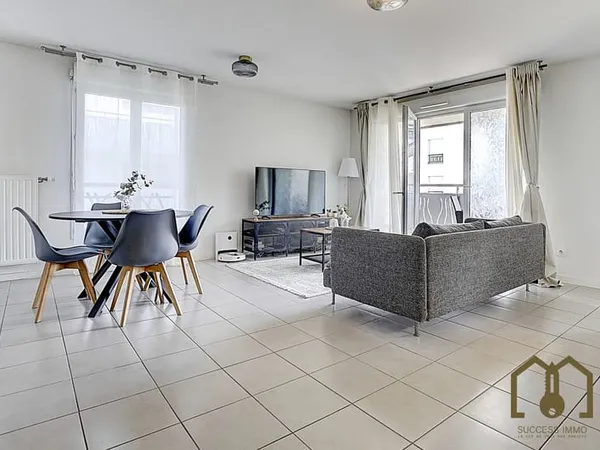 Appartement T2 45,37m² balcon+garage en sus Vaulx-en-Velin Vill