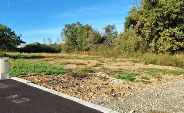 Terrain 420 m²