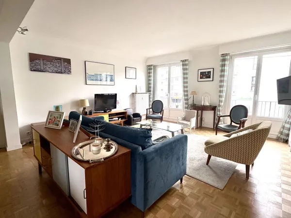 Appartement 6 pièces 130 m²