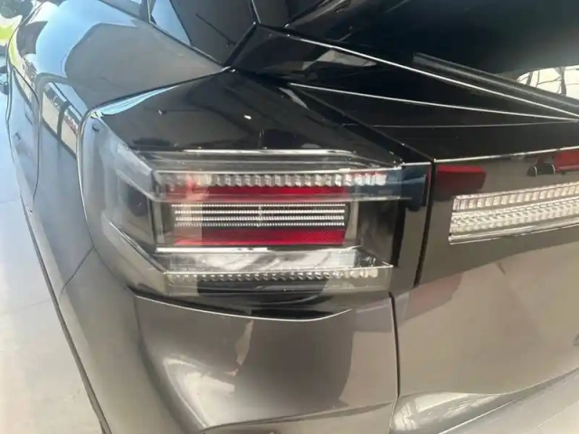 Citroën C4 hybride 145 ch e-dcs6 — photo 17