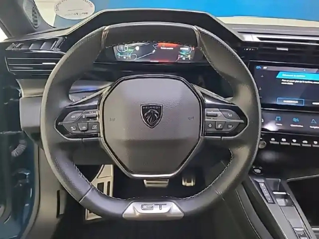 Peugeot 408 phev 225 e-eat8 — photo 34