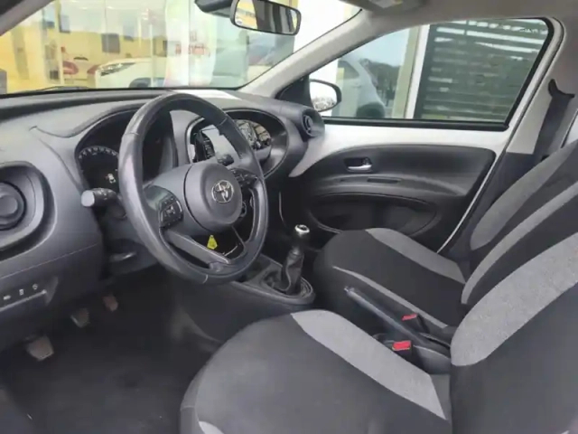 Toyota Aygo 1.0 vvt-i 72 dynamic — photo 6