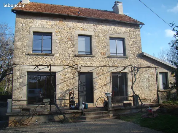 A louer maison SEVEYRAC