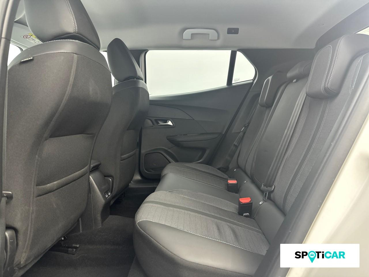 Peugeot 2008 1.5 bluehdi 110ch s&s allure pack — photo 10