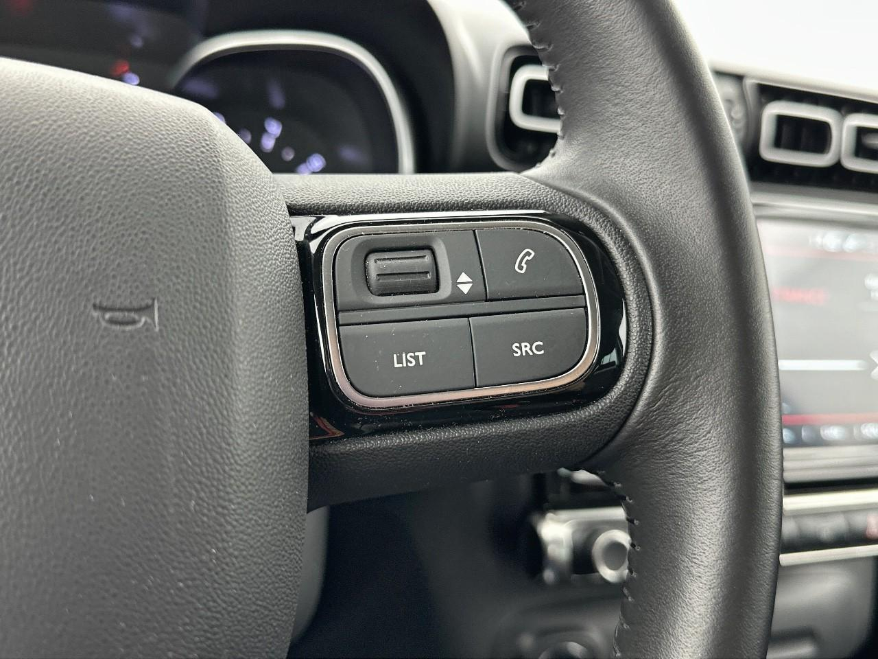 Citroën C3 Aircross bluehdi 120 s&s eat6 shine — photo 19
