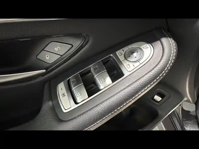 Mercedes Glc coupé 300 de 194+122ch amg line 4matic 9g-tronic — photo 14