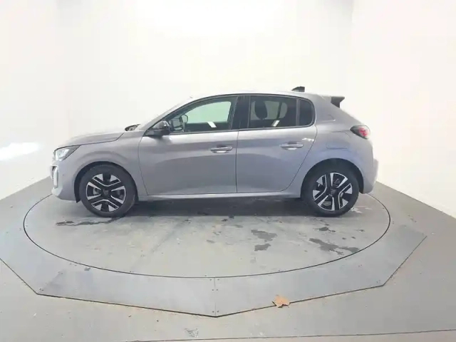 Peugeot 208 hybrid 110 e-dcs6 — photo 40