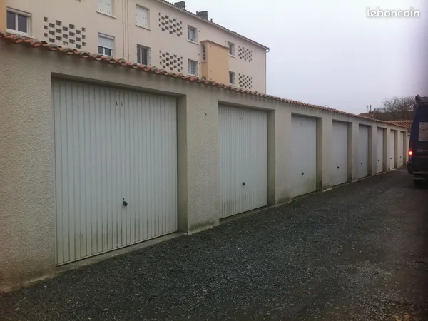 Stationnement Location Niort   81€