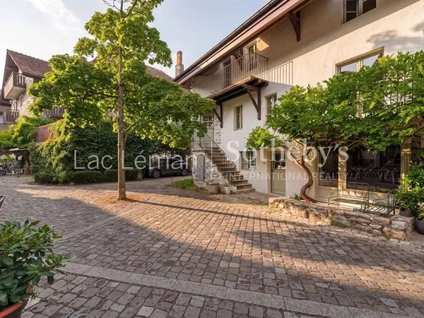 Maison 8 pièces 142 m²
