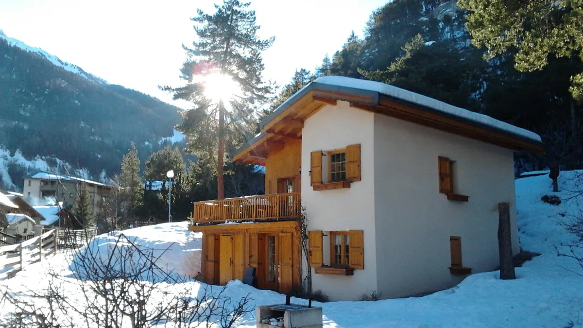 Photo 1