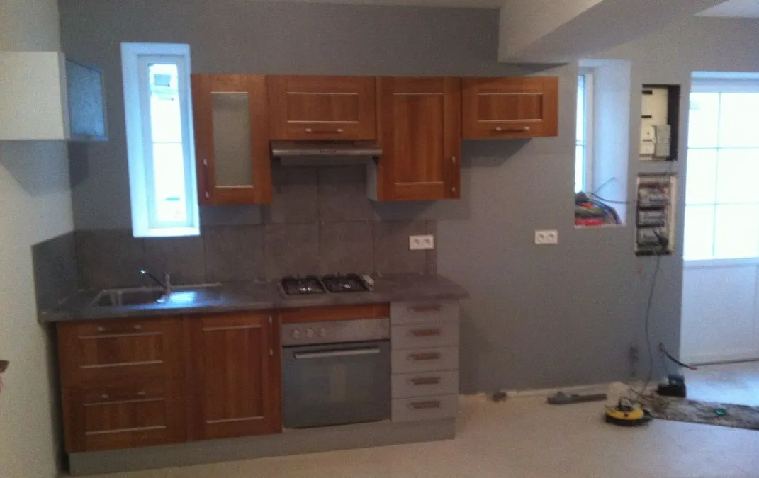 Photo 1