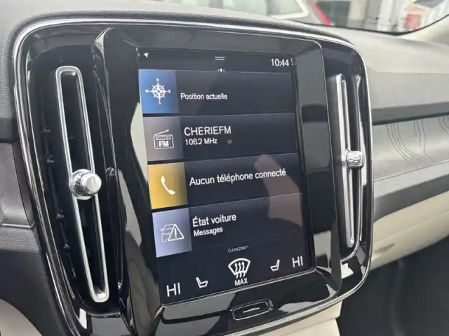 Volvo Xc40 t5 recharge 180+82 ch dct7 — photo 12