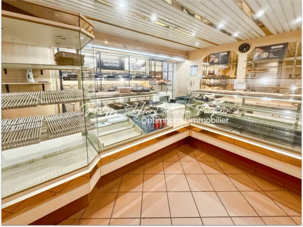 Fonds de commerce 6 pièces 217 m²