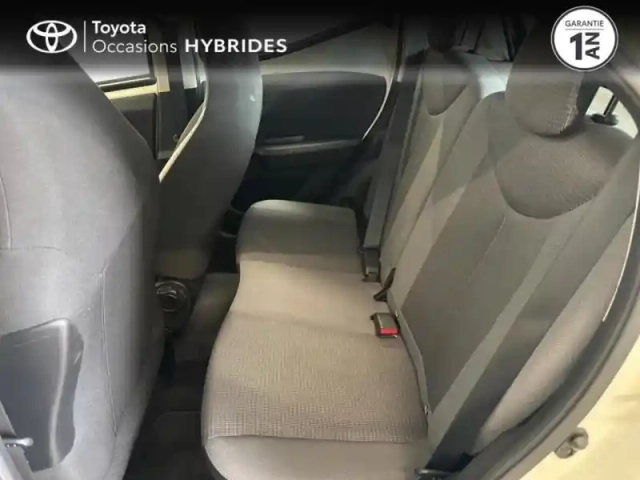 Toyota Aygo 1.0 vvt-i 72ch x-play 5p my20 — photo 12