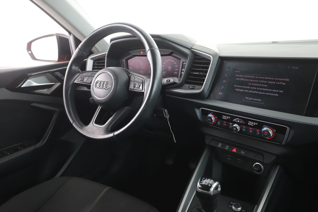 Audi A1 Sportback 30 TFSI Design — photo 12