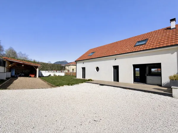 Saint Genès Champanelle Maison récente 160 m² avec vue except