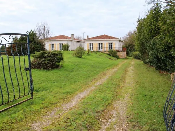 Maison 9 pièces 192 m²