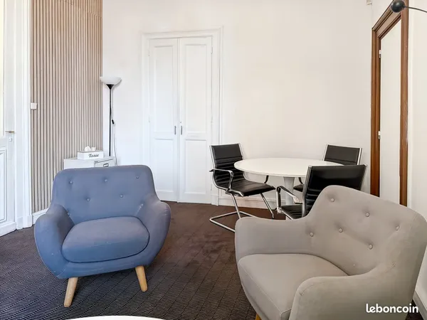 Bureau privé à louer pour 4 personnes à Roubaix, La Maison d'Alfred Roubaix