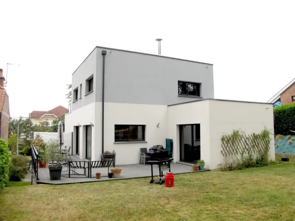 Maison 6 pièces 165 m²