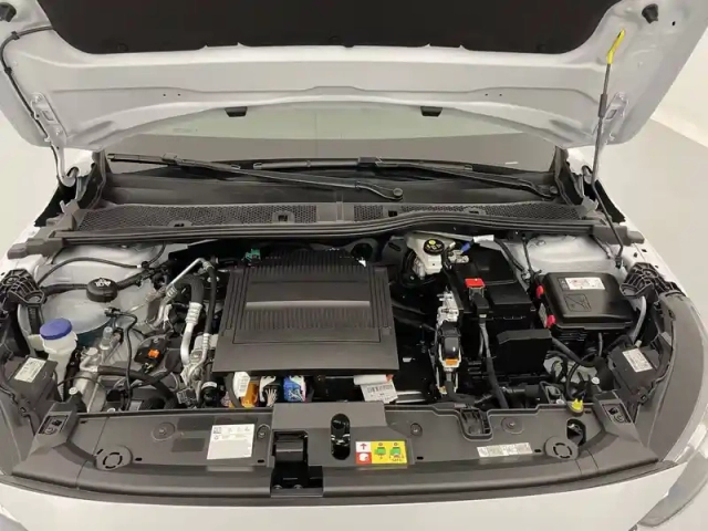 Peugeot 208 electrique 54 kwh 156ch — photo 21