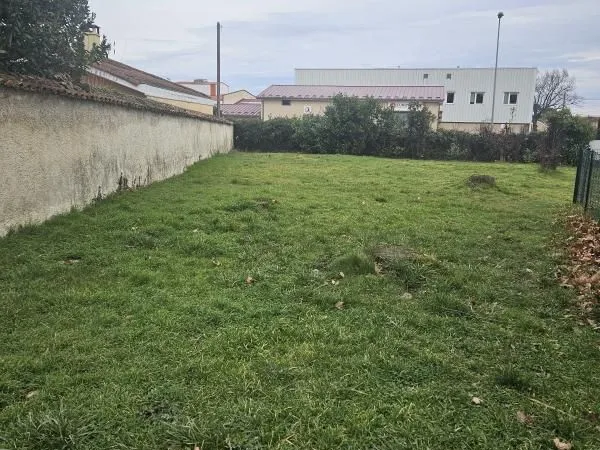 Terrain Messimy