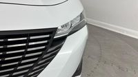 Peugeot 308 1.2 Hybrid 136ch Allure e-DCS6 — photo 17