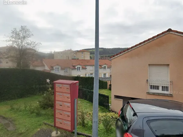 Garage 2 m² Roche La Moliere
