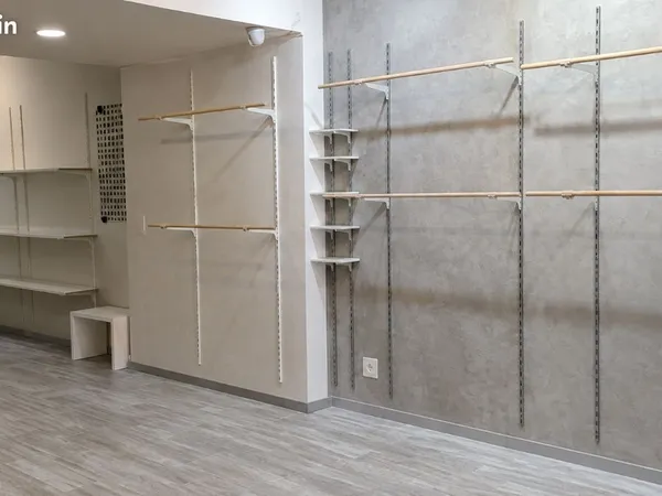 Mur commerciaux a vendre 60m2