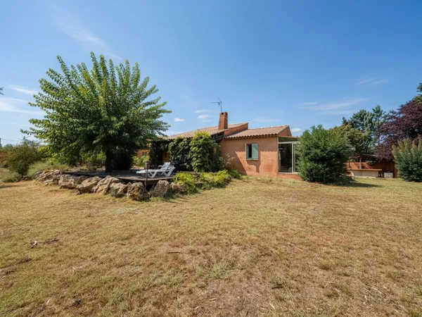 Villa Individuelle 3P 97 m2 sur 1700m2 de Terrain