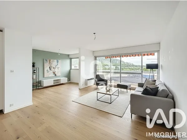 Appartement 4 pièces 96 m²