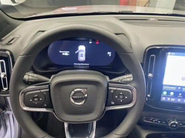 Volvo Ex40 single extended range 252ch ultra — photo 9